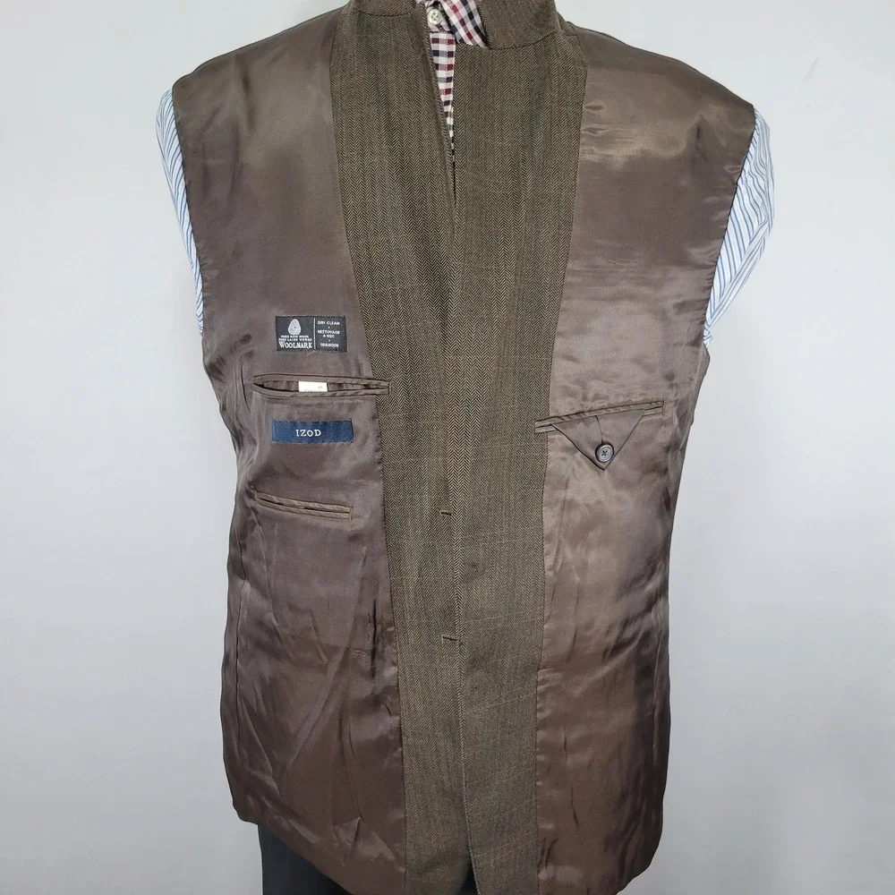 Izod Men's Sport‎ Coat Blazer Two Button Brown Herringbone Plaid Wool Size 44R